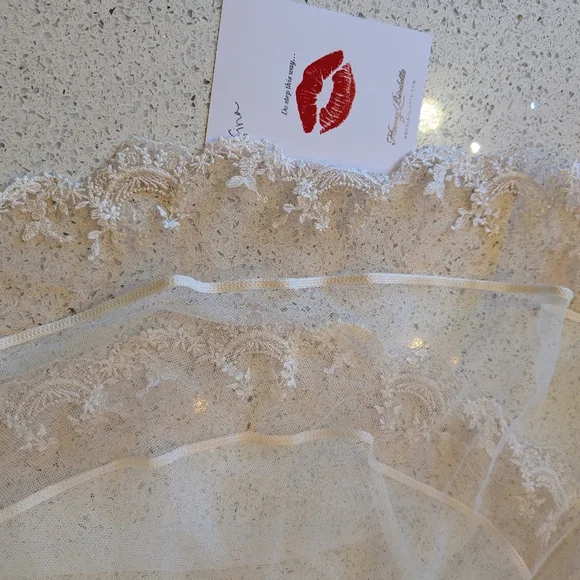 Honey Birdette Daisy Veil O/S - Picture 7 of 10